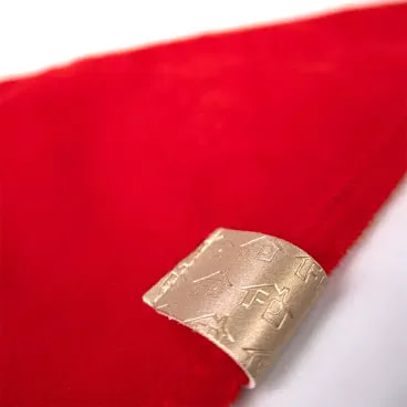 Bandana-Natal-Vermelha-Fabrica-Pet-tamanho-P-foto-de-detalhe-da-etiqueta